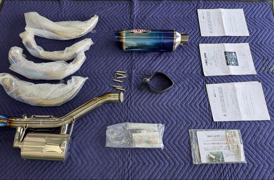 Z900RS BEET フルエキ ブルーチタン エキパイ仮組のみ