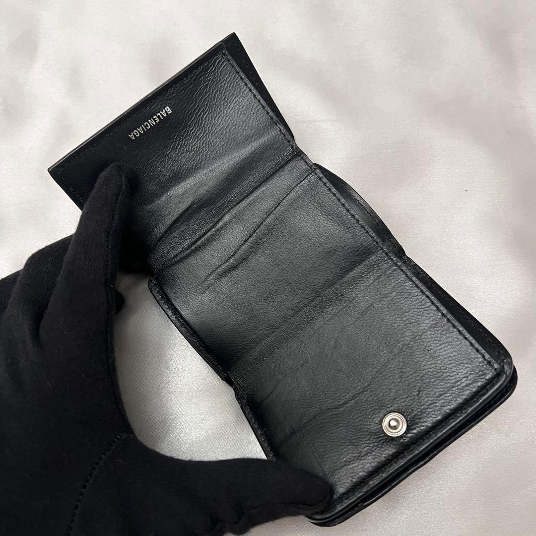 ◇レア美品◇バレンシアガ　エブリデイ　三つ折り財布　クロコ型押し　ブラック