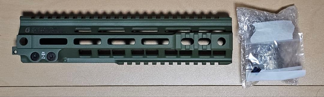 Z-Parts GEISSELE MK4 タイプ ハンドガード 10インチ