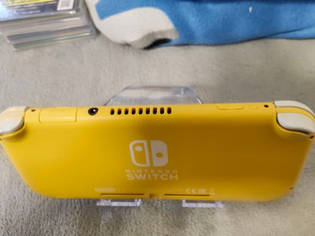 Switch Lite 本体のみ