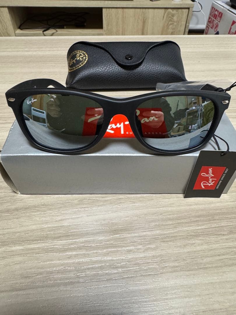 Ray-Ban RB2132F NEW WAYFARER レイバン
