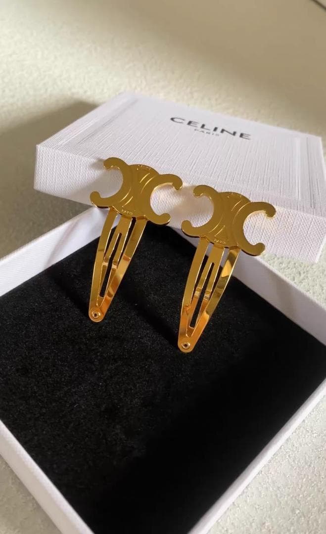 CELINE セリーヌ　トリオンフヘアクリップ　2つセット　ゴールド