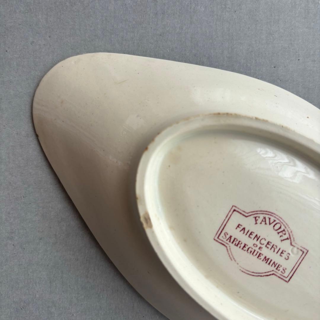 ピオニー❣️サルグミンヌ FAVORI 赤い鳥のラヴィエ