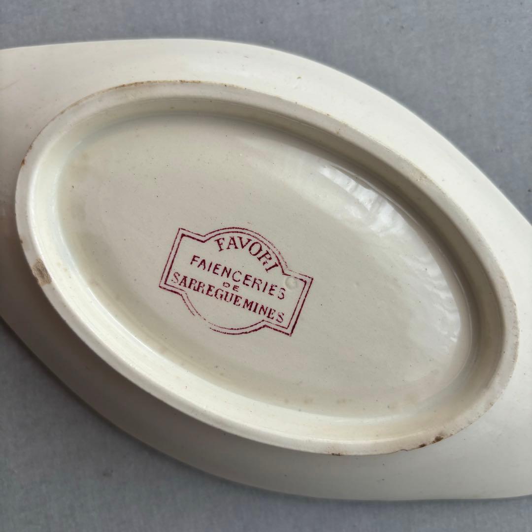 ピオニー❣️サルグミンヌ FAVORI 赤い鳥のラヴィエ