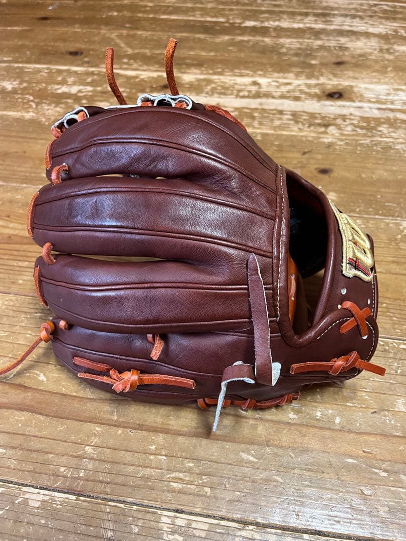 Wilson 硬式用 内野手用グローブ