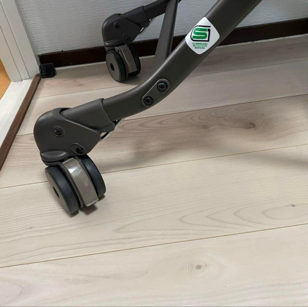 コンビ　ネムリラオートスイングBEDI EG 美品！