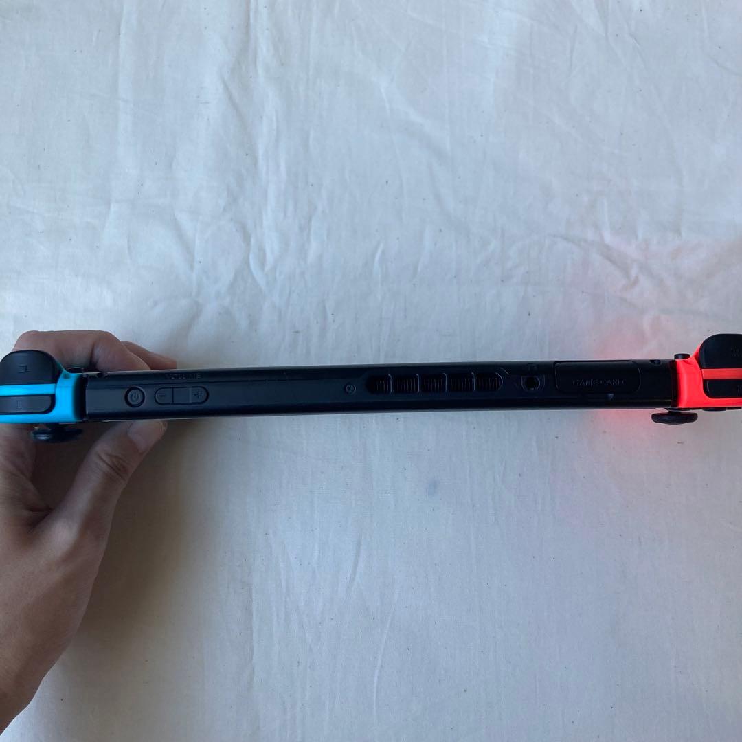 Nintendo Switch 本体Joy-Conつき 箱無し