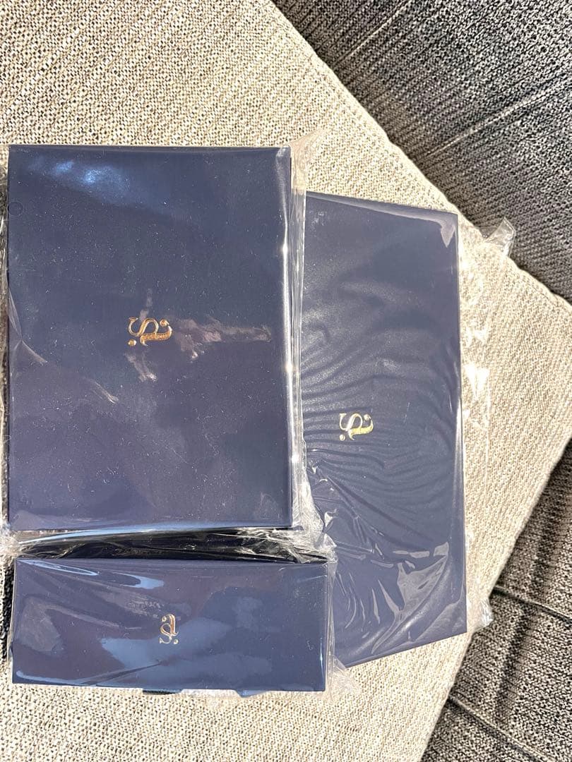 お値下げ⭐︎鈴木亜美さん　iPhoneケース　3点セット　iPhone16pro