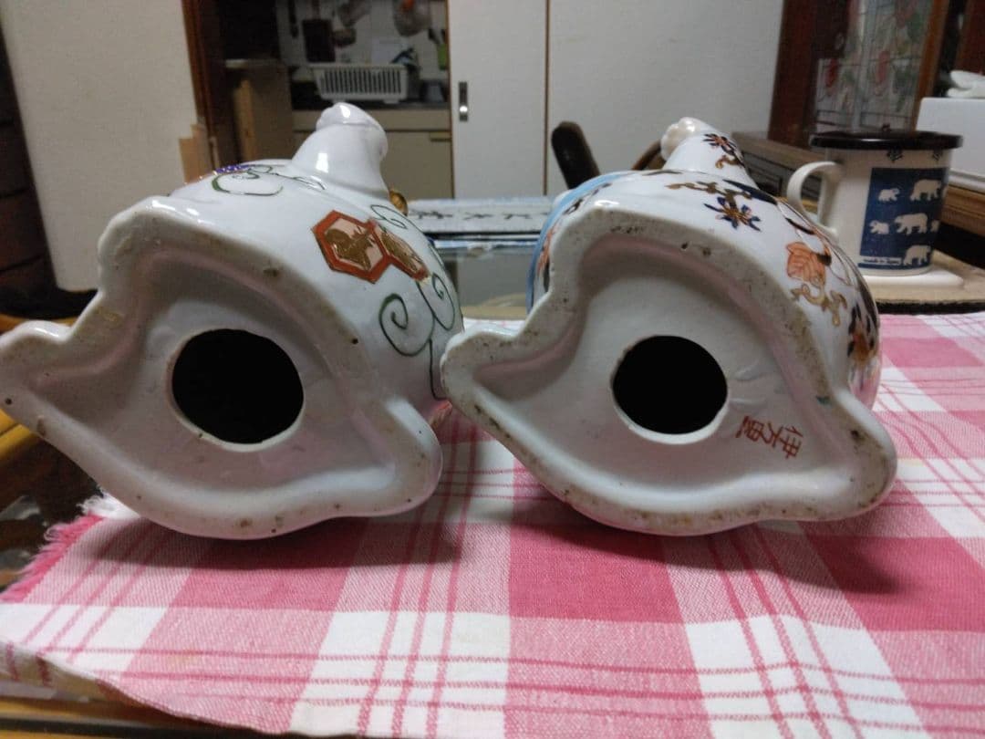 く*0様 招き猫 置物 陶器製 2体セット　伊万里焼