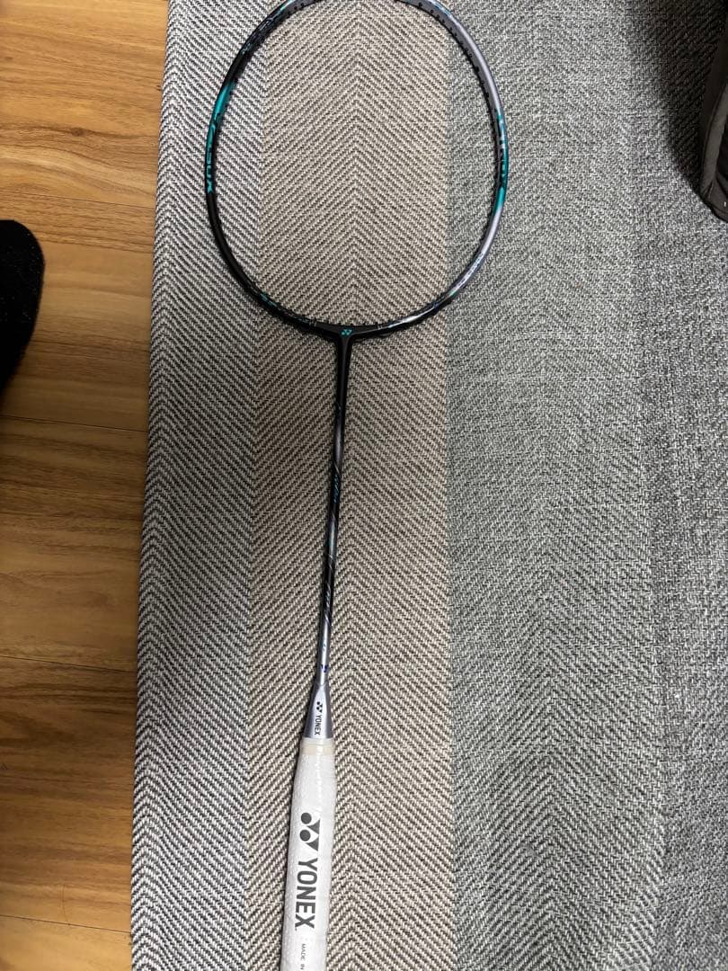 Yonex バドミントンラケット アストロクス88dpro