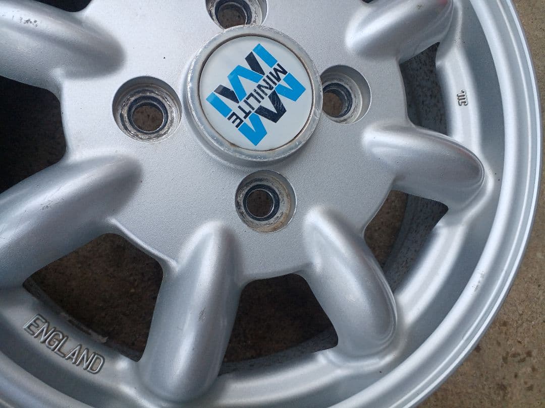 ミニライト　13インチホイール　MINILITE　エブリィワゴン　4穴