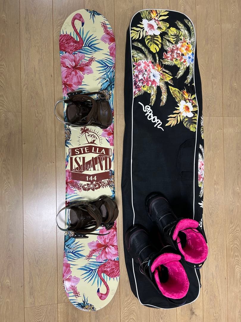 STELLA  144 スノーボード3点セット　ケース付