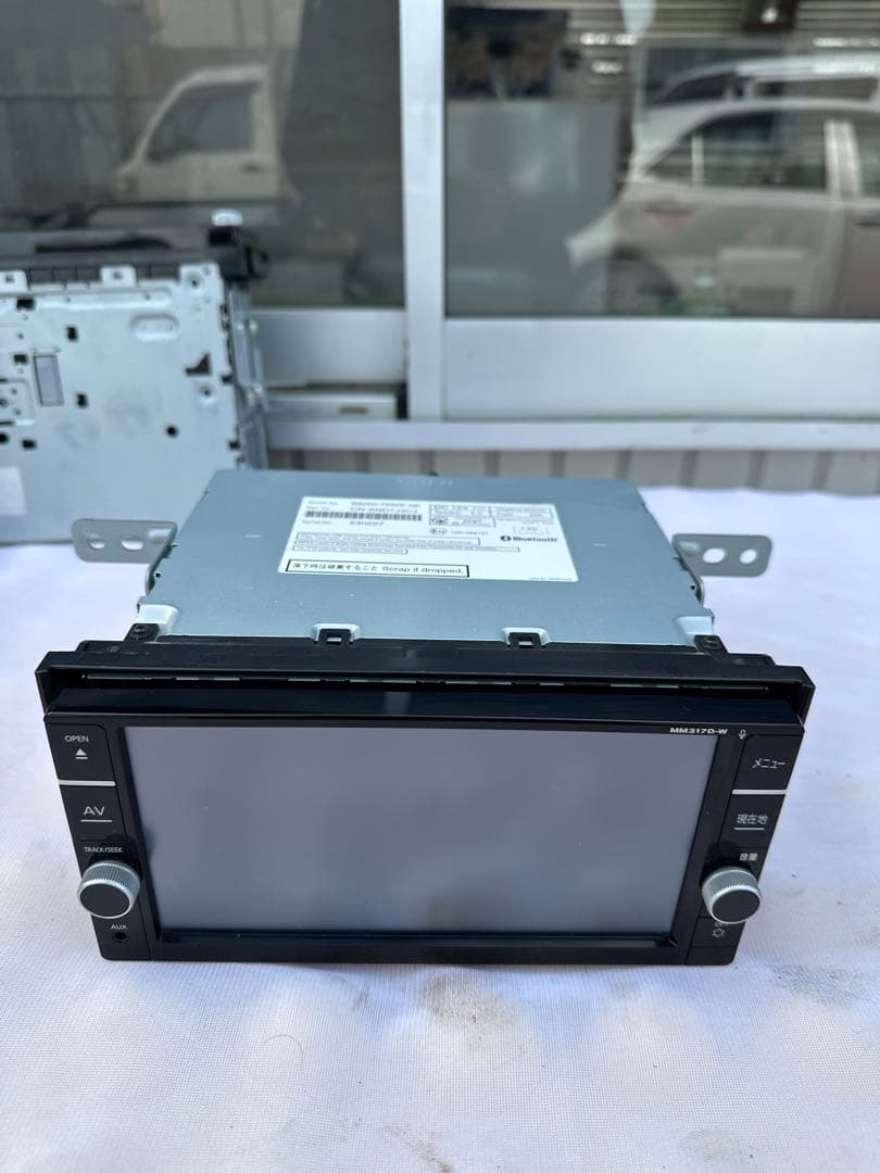 日産　純正　カーナビMM318D-W