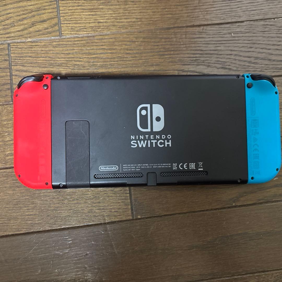 Switch 本体セット（JoyCon・Proコン2つ・充電器付）
