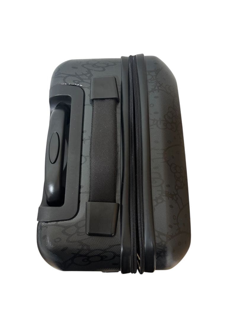 ハーシェル　ハローキティ　サンリオ　キャリーケース　限定　コラボ　旅行　キティー