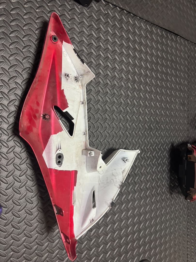 cb400sb nc39 左　アッパーカウル