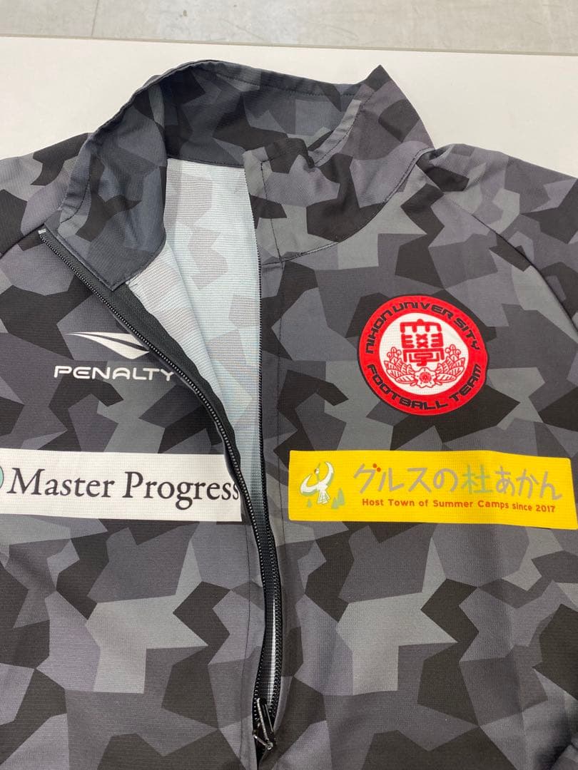 日本大学サッカー部　選手支給品、着用品、超貴重品　PENALTY製　サイズＬ