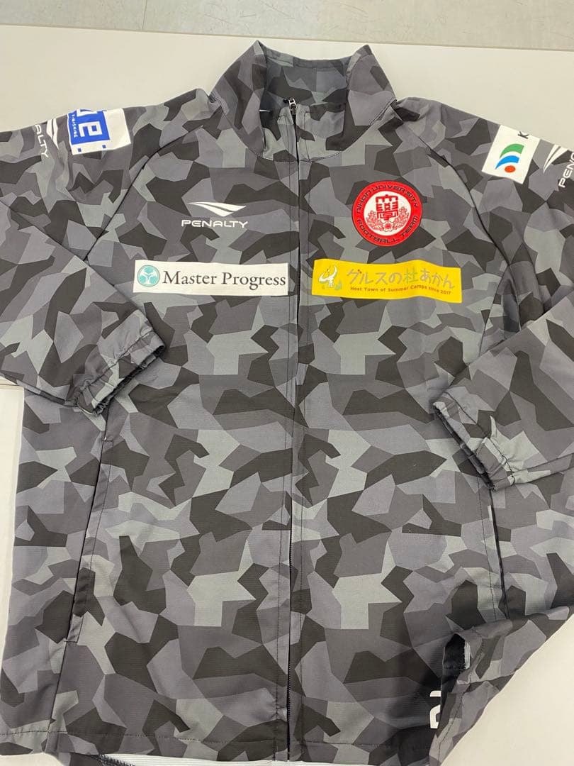 日本大学サッカー部　選手支給品、着用品、超貴重品　PENALTY製　サイズＬ