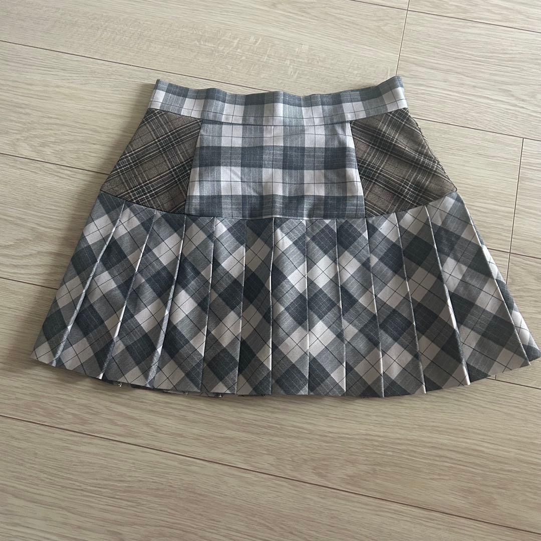 Coco check pleats skirt andmary 新品 タグ付き