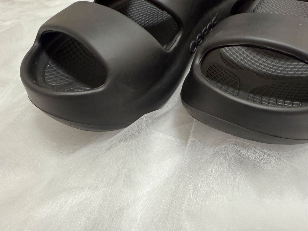 ◾️ウーフォス　OOFOS Ooyea サンダル　ブラック　42