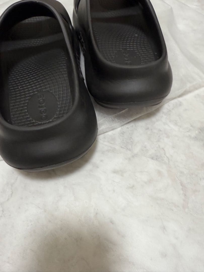 ◾️ウーフォス　OOFOS Ooyea サンダル　ブラック　42