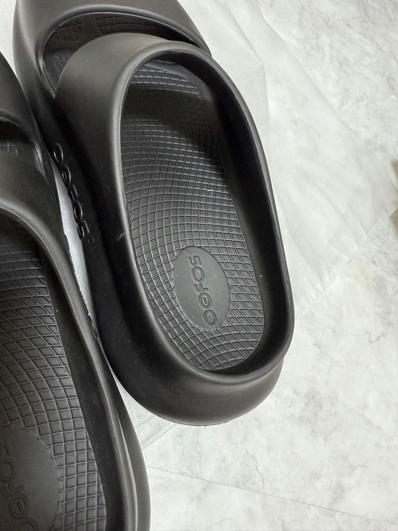 ◾️ウーフォス　OOFOS Ooyea サンダル　ブラック　42