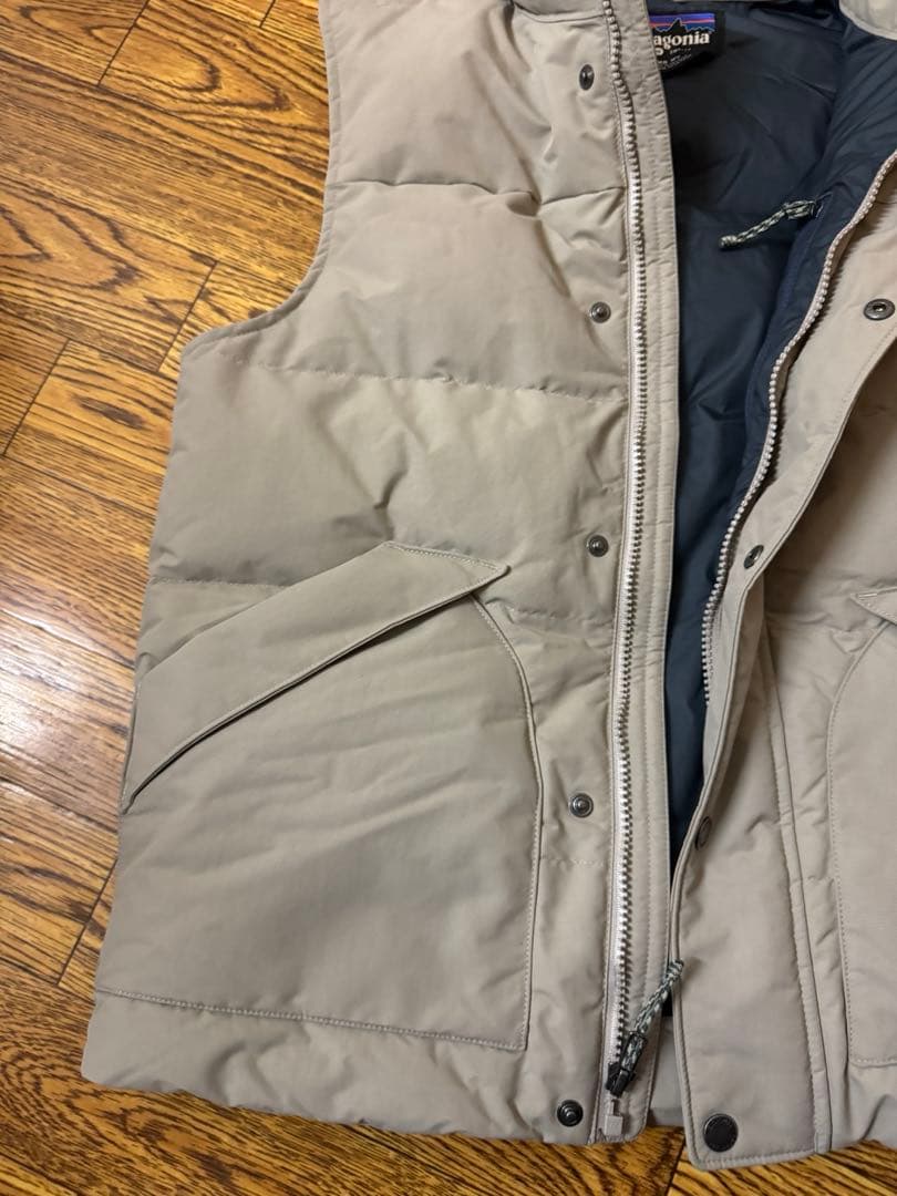 Patagonia ダウンドリフトベスト　ベージュ サイズxs