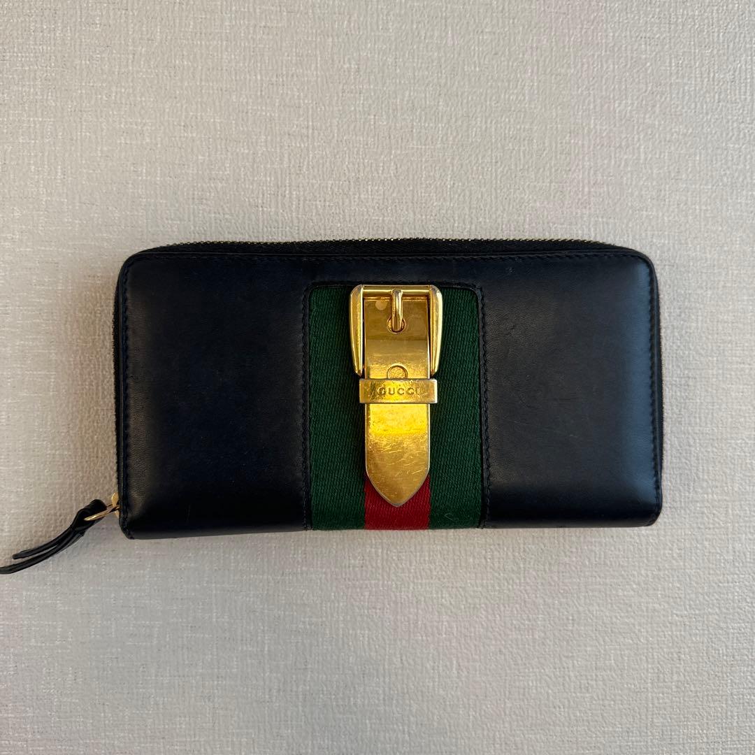 GUCCI 長財布 金具付き