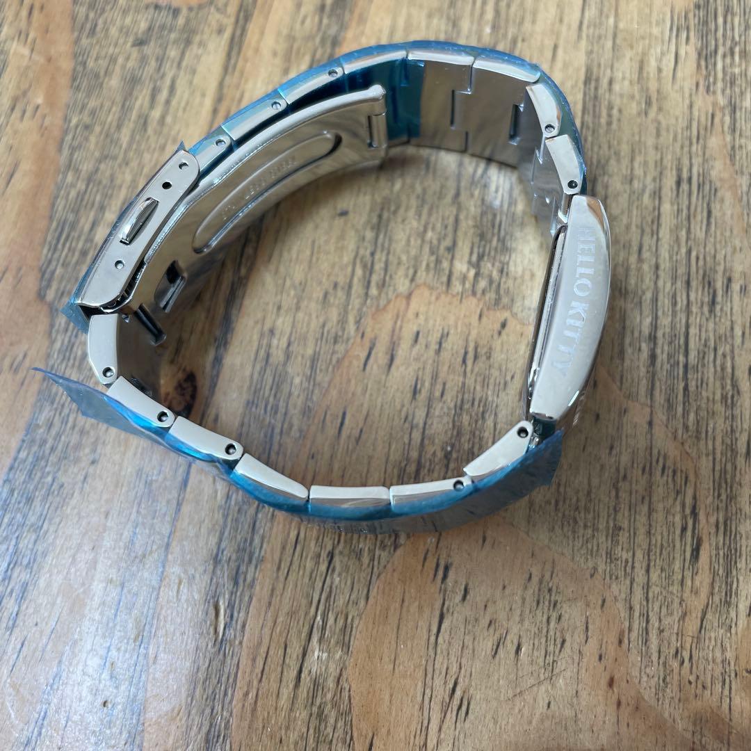 ハローキティ 腕時計 限定品　電池交換済み