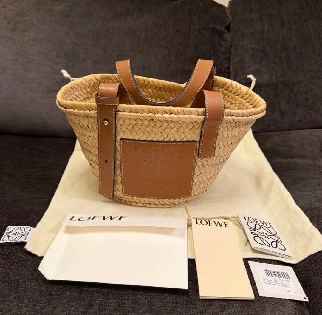 【美品】LOEWE　バスケットバッグ　スモール　ロエベ　かごバッグ　カゴ