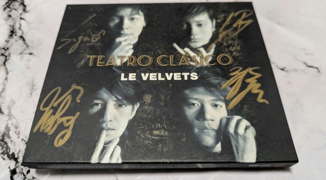 入手困難LE VELVETS TEATRO CLASICO メンバーサイン入り