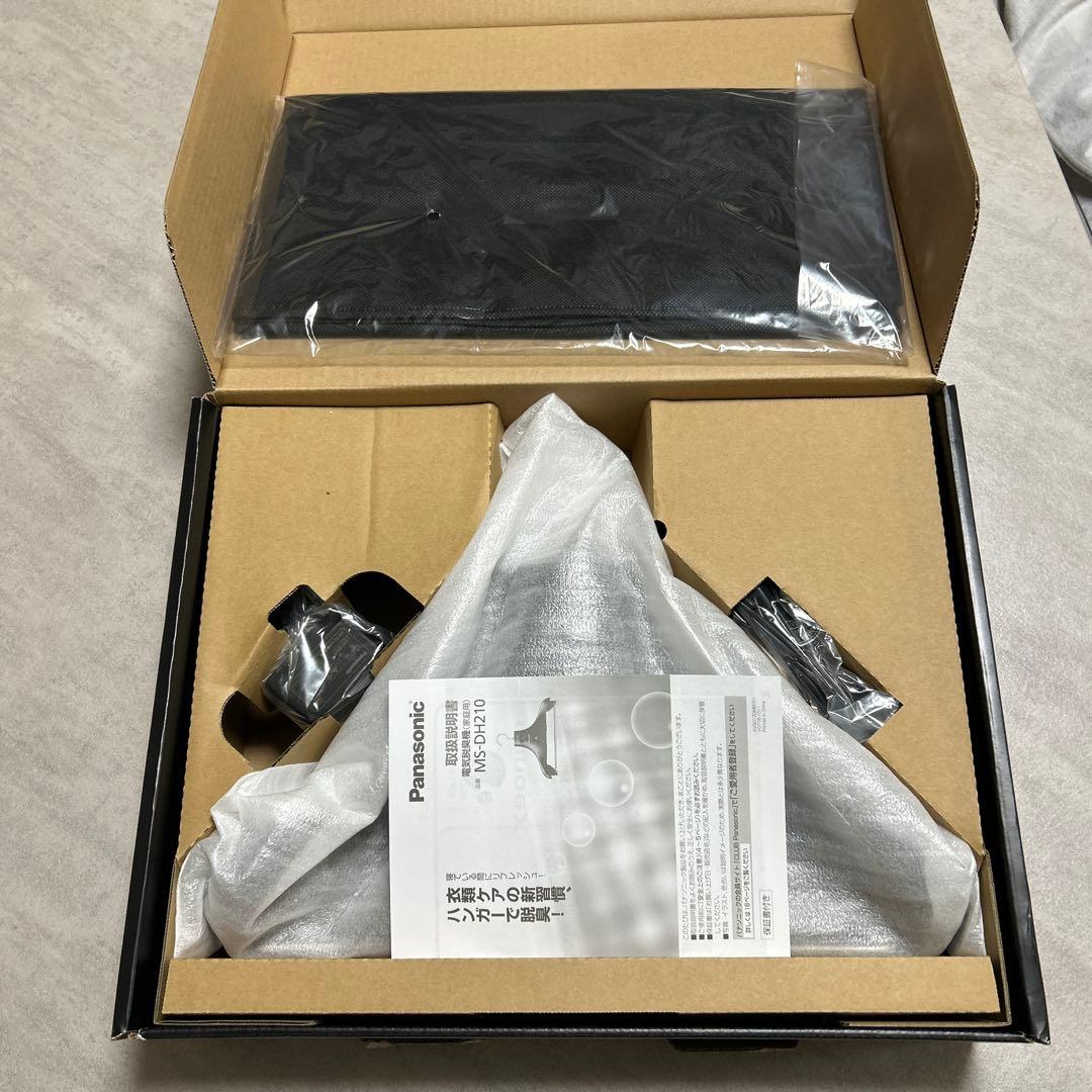 【未使用品】 Panasonic 電気脱臭機 MS-DH210-K パナソニック
