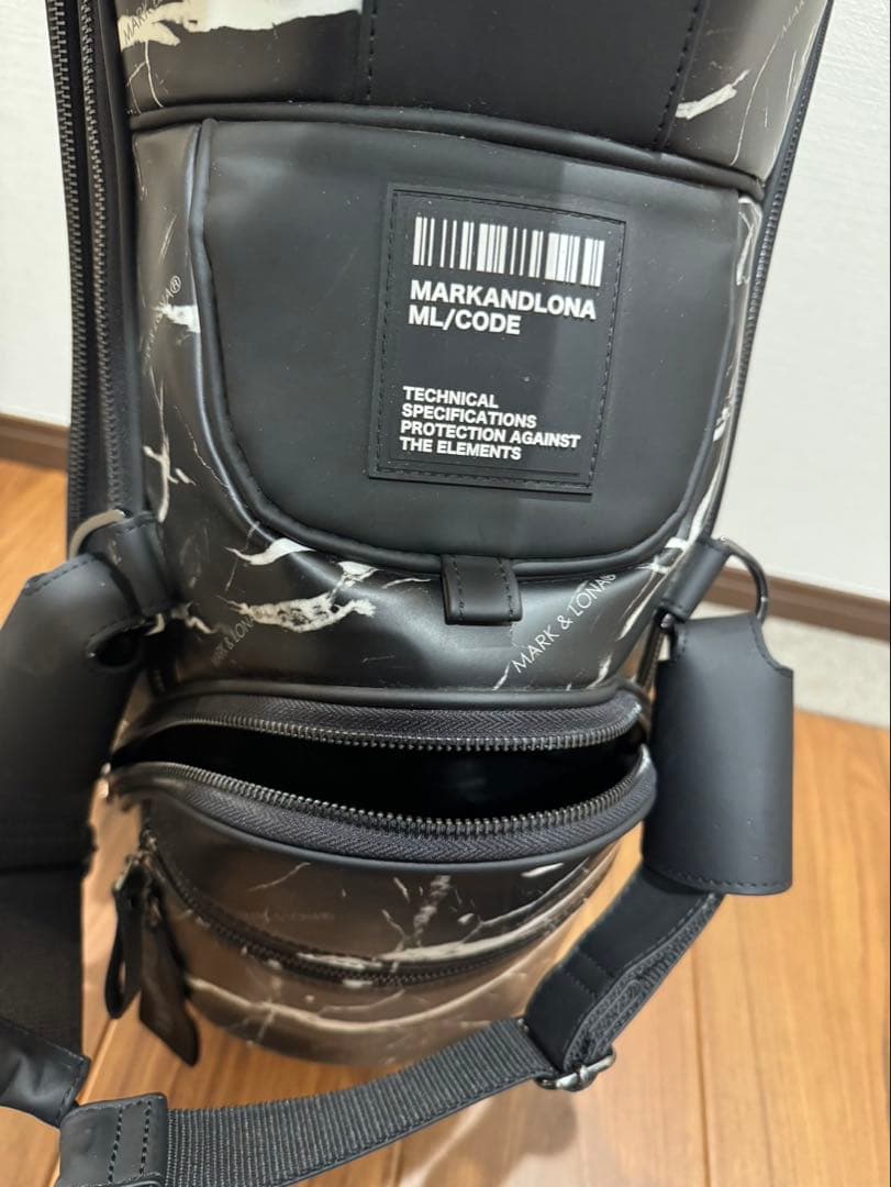 美品！MARK & LONA ゴルフバッグ