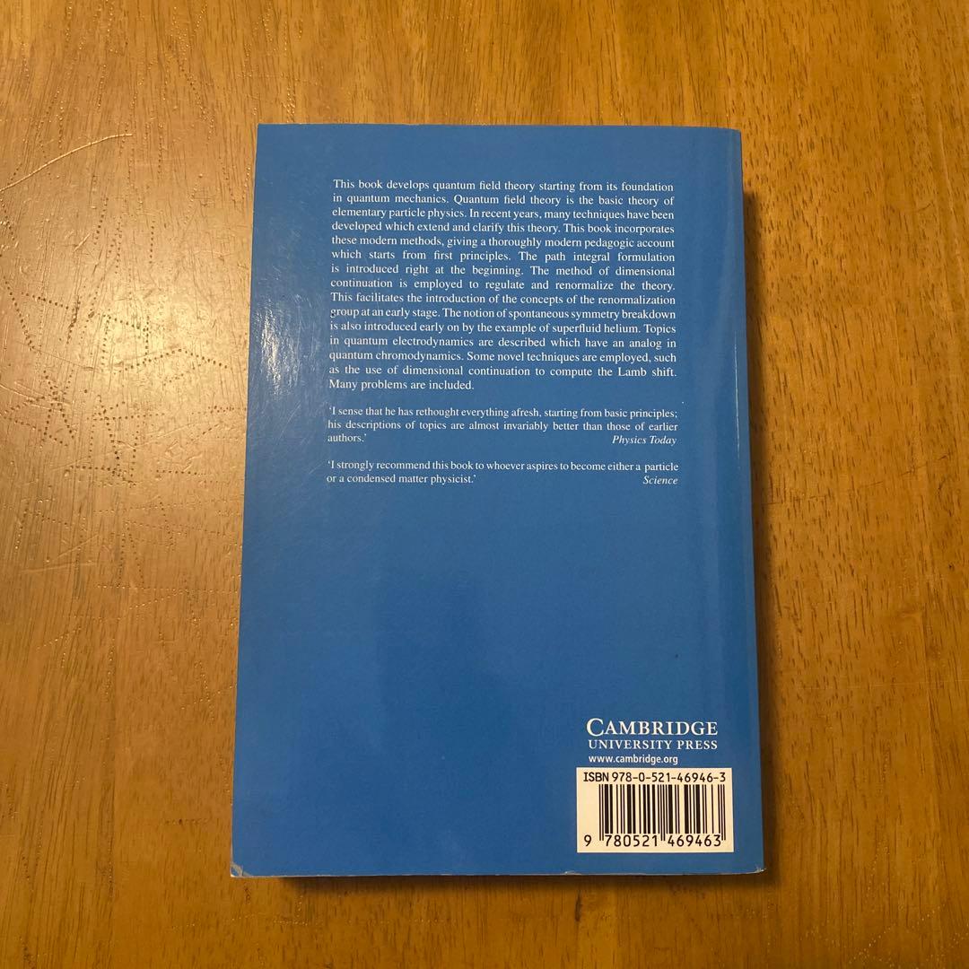 洋書 Quantum Field Theory Lowell S. Brown