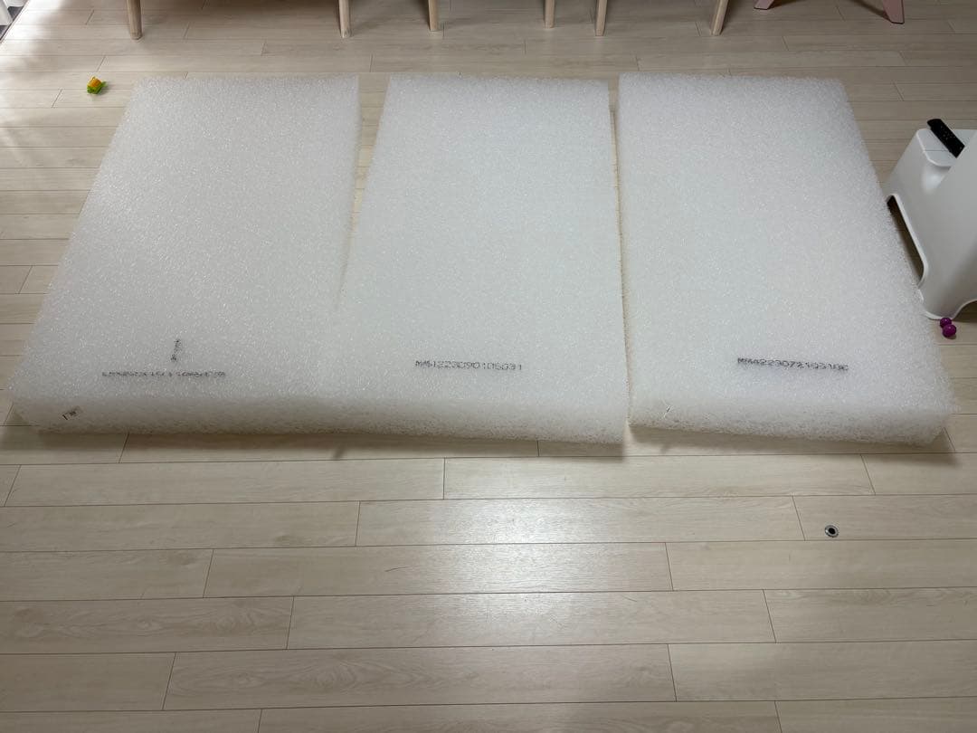 ①エアウィーヴ ベッドマットレス 肩やわ セミダブル　airweave