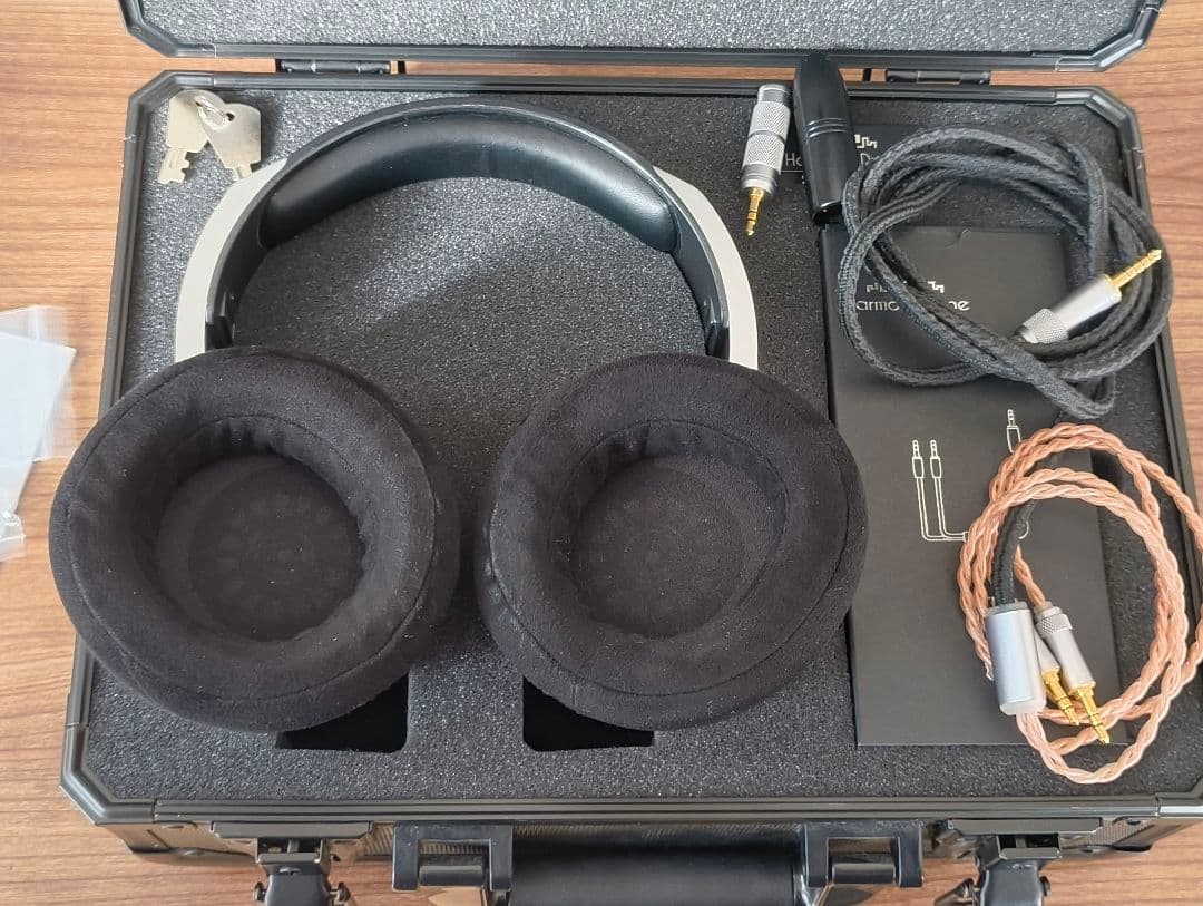 HarmonicDyne Zeus ヘッドフォン