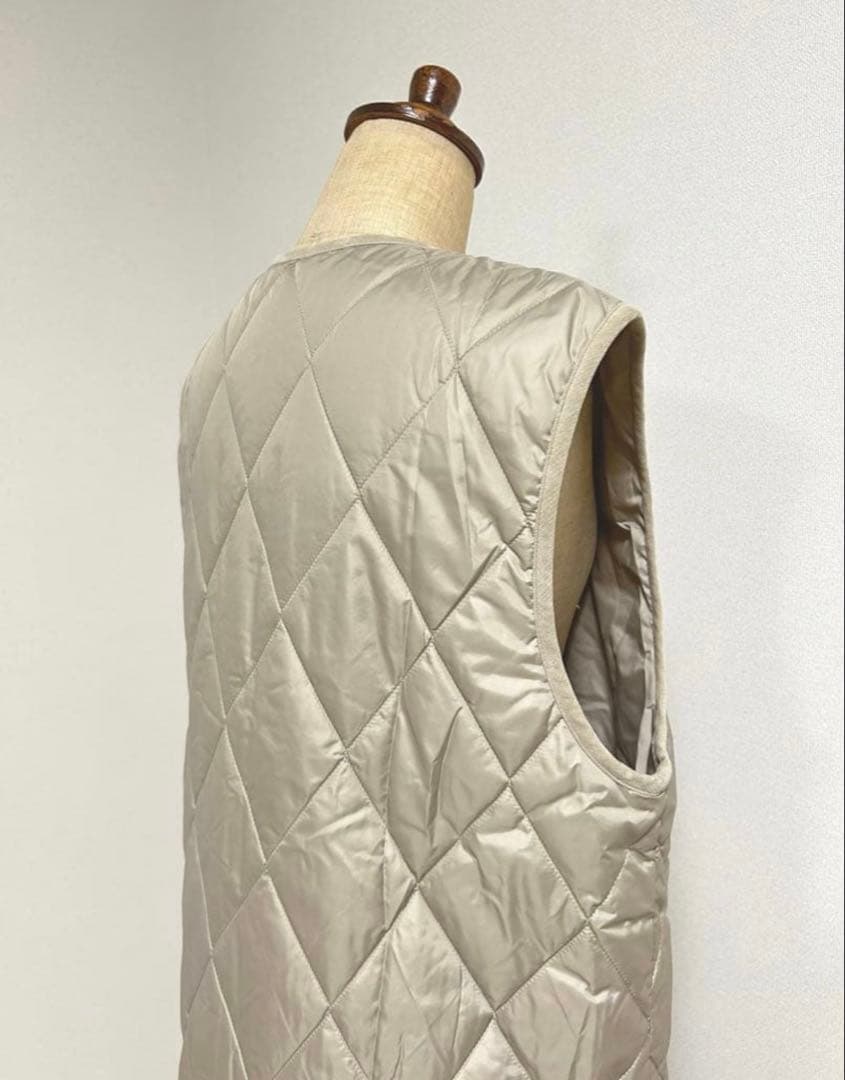 【未使用品】UNITED ARROWS キルティング ロングベスト　ベージュ