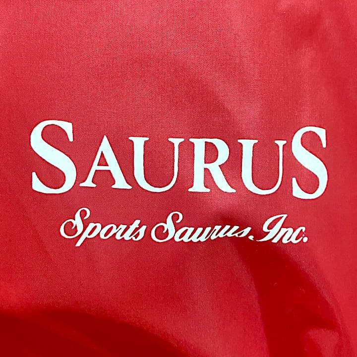 スポーツザウルス　パーカー