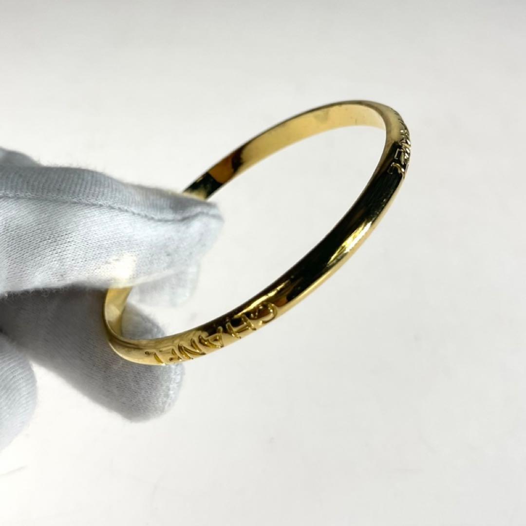 シャネル ロゴ　バングル　ブレスレット a349