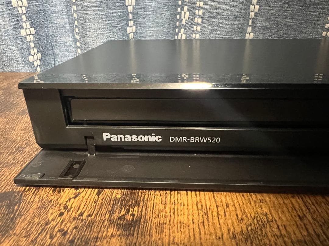 【良品】パナソニック ブルーレイレコーダー DMR-BRW520