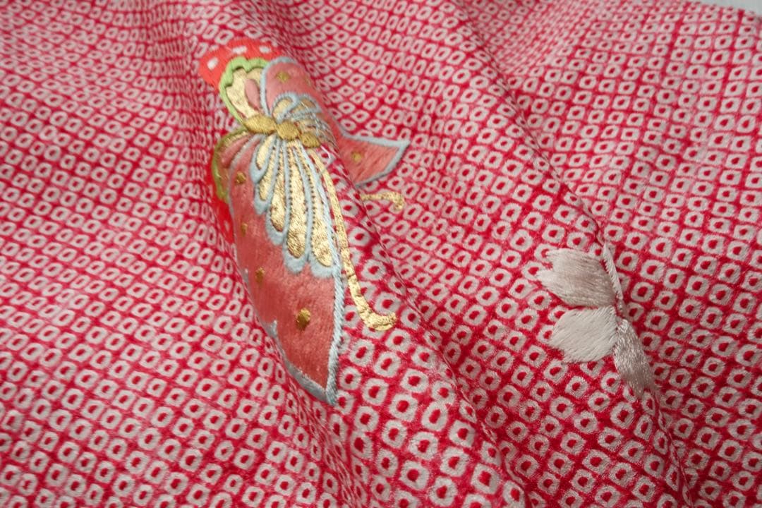 セット　総絞り　総刺繍　四つ身　七五三　着物　帯　長襦袢