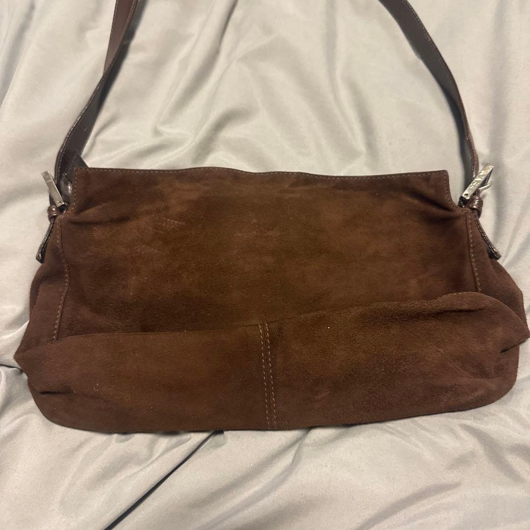 フェンディ　FENDI マンマバケット　スエード　茶色