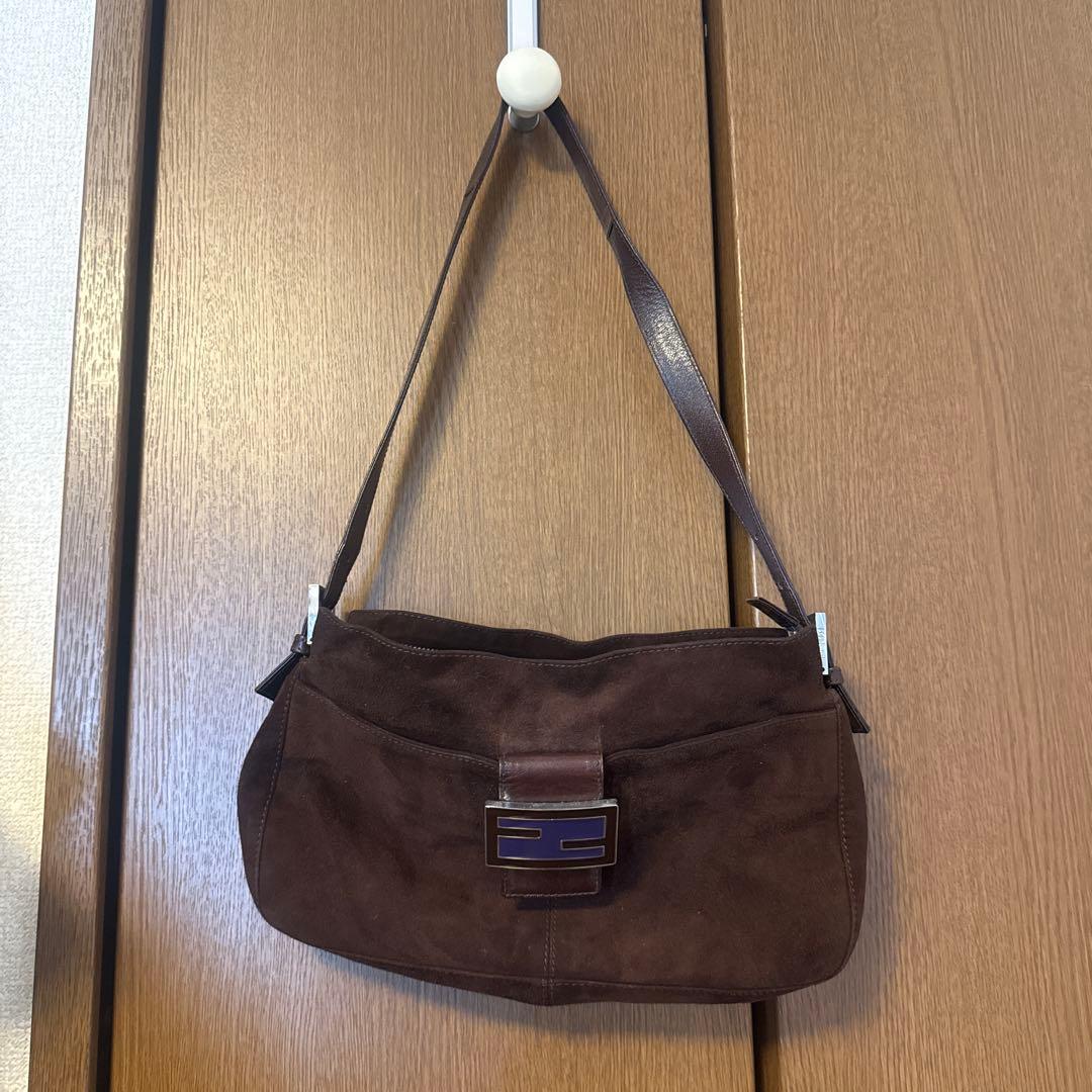 フェンディ　FENDI マンマバケット　スエード　茶色