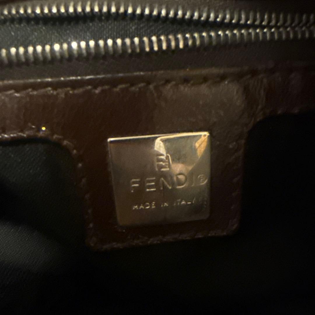 フェンディ　FENDI マンマバケット　スエード　茶色