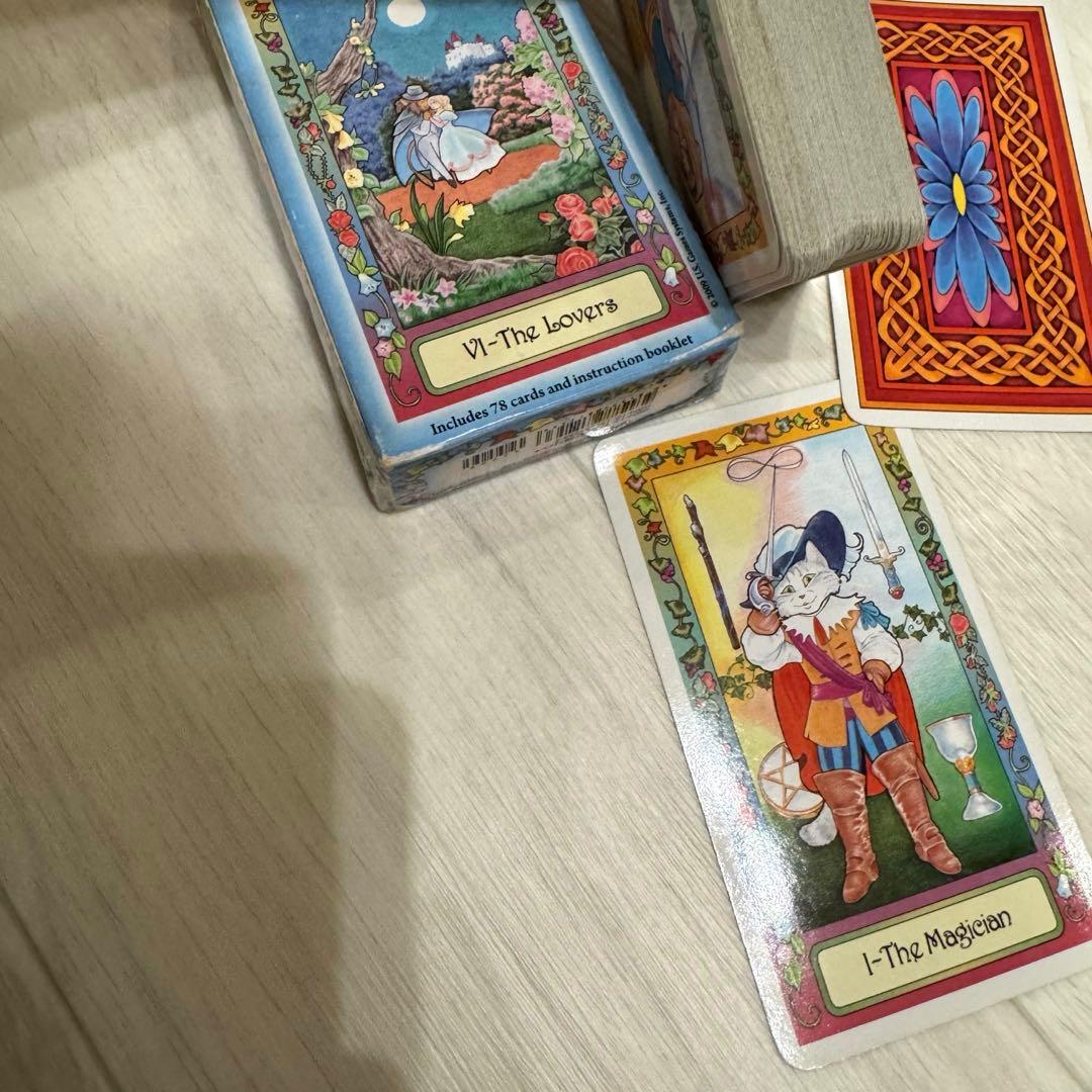 タロットカード　オラクルカード　ルノルマンカード　9点