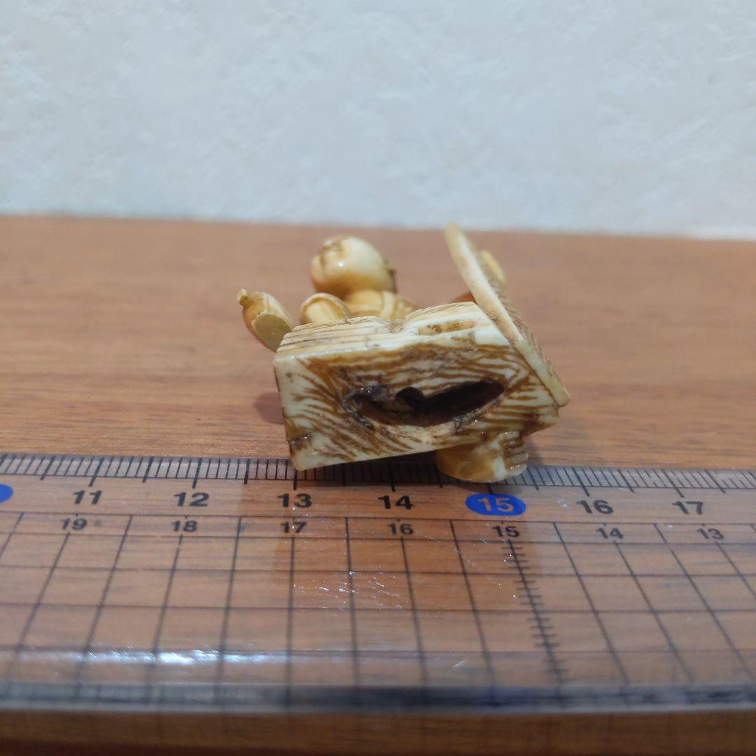 時代提物 人物根付 天然素材【大工棟梁】高さ約5cm 重さ約18ｇ ☆いなせな人