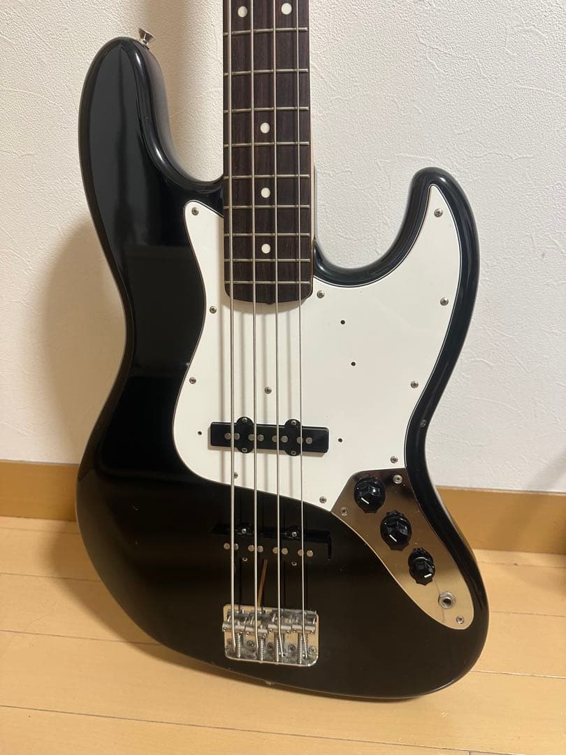 Fender Jazz Bass ブラック　Qシリアル