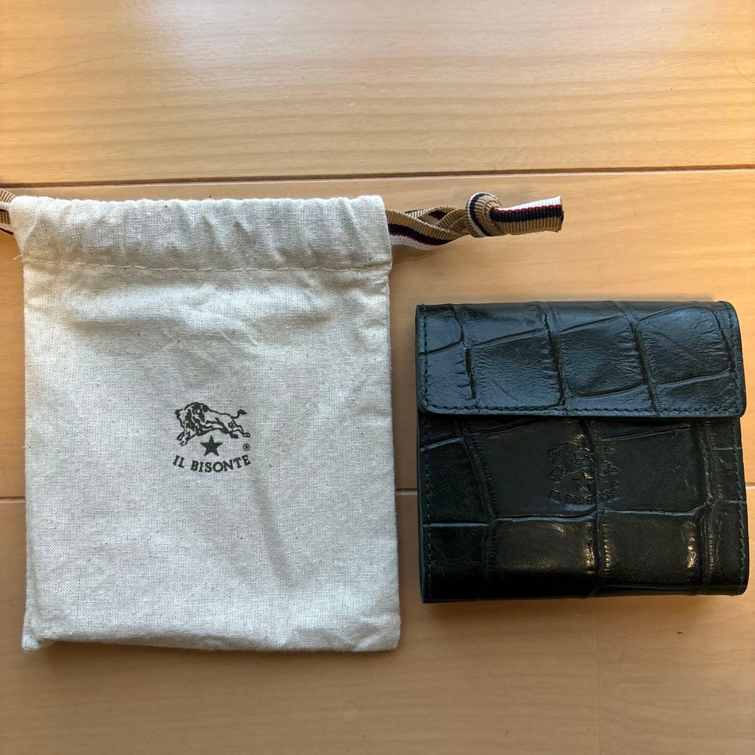 イルビゾンテ　折り財布　クロコ型押し　グリーン、深緑