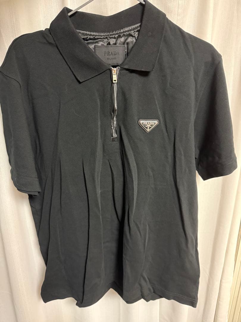 PRADA ブラック ポロシャツ ジッパー付き