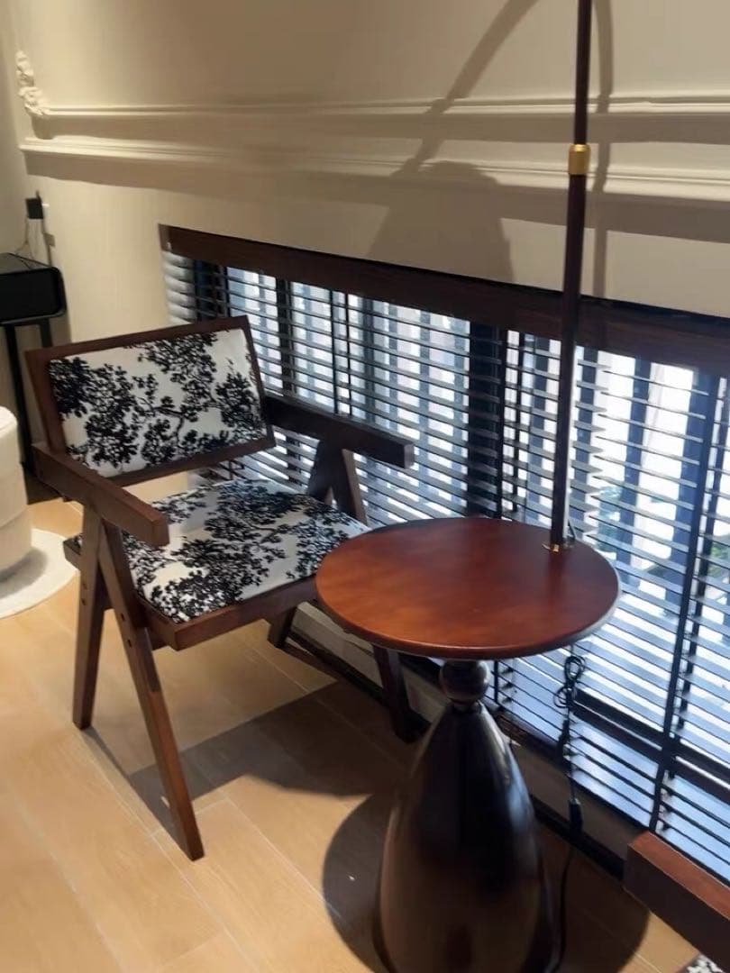 ダイニングチェア　椅子　おしゃれイス　イス